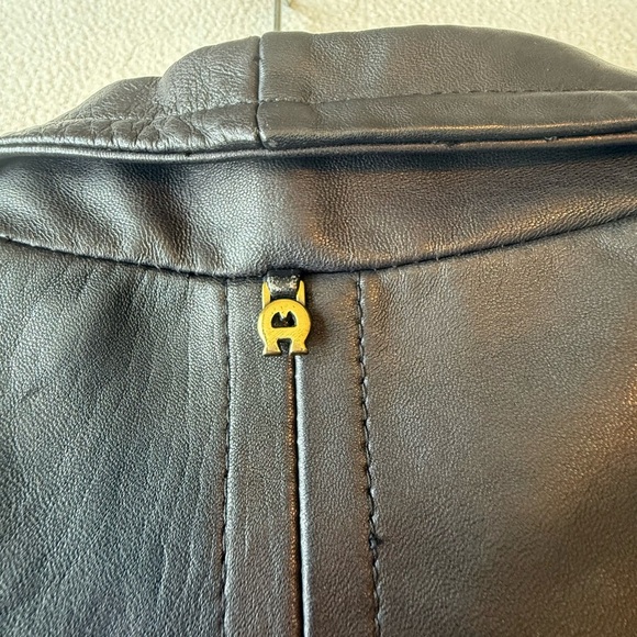 Etienne Aigner Black Leather Jacket Timeless Style - Picture 6 of 8